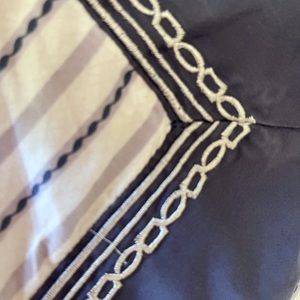 Duvet cover (1 Duvet, 1 fitted sheet, two shams)